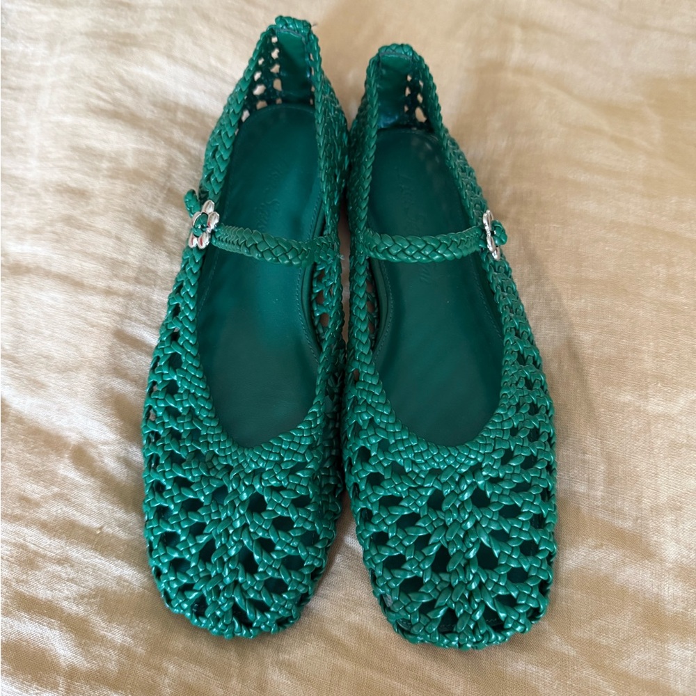 Lisa Says Gah Candice Flats - BNIB - Picture 4 of 6